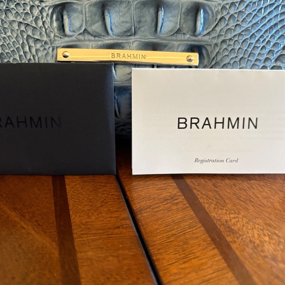 Brand New Brahmin Croc-Embossed Wristlet – Steel Blue/Gray – Never Worn - Picture 5 of 10